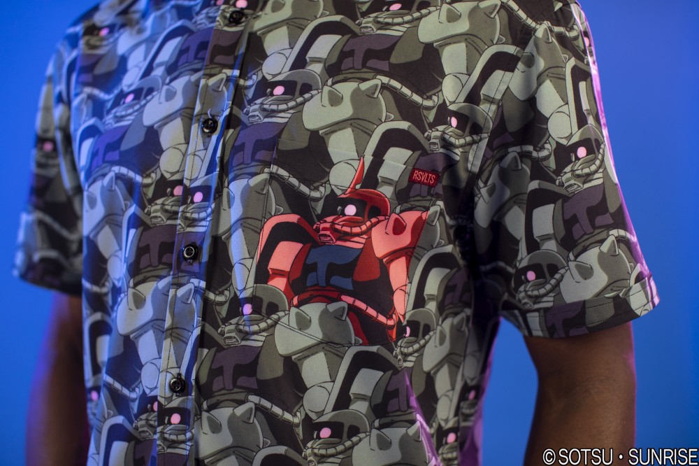 【米国限定/新品】RSVLTS×ガンダム ザク総柄 半袖シャツ USサイズL RSVLTS Gundam 